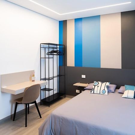 Grey House Guest House Luxury Latina Luaran gambar