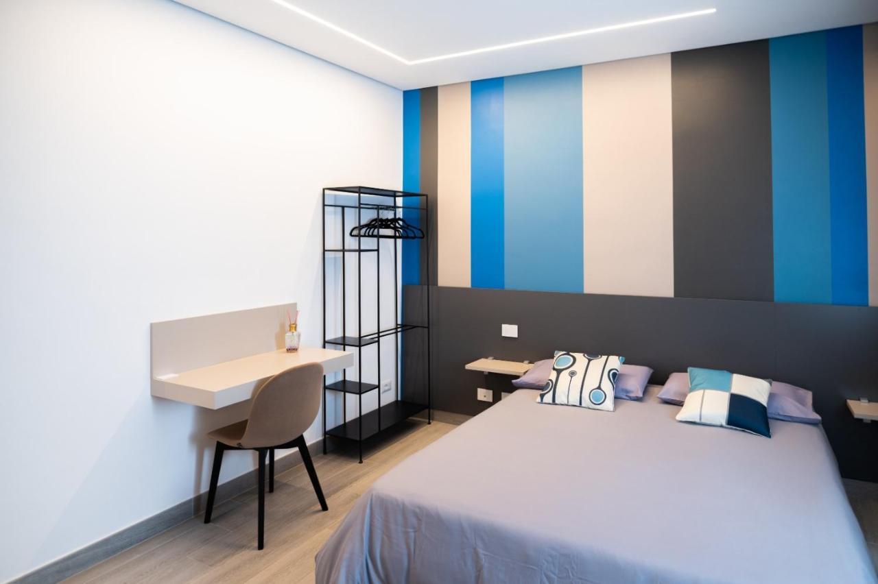 Grey House Guest House Luxury Latina Luaran gambar