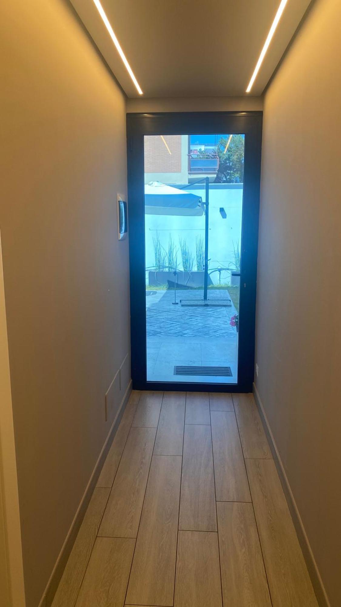 Grey House Guest House Luxury Latina Luaran gambar