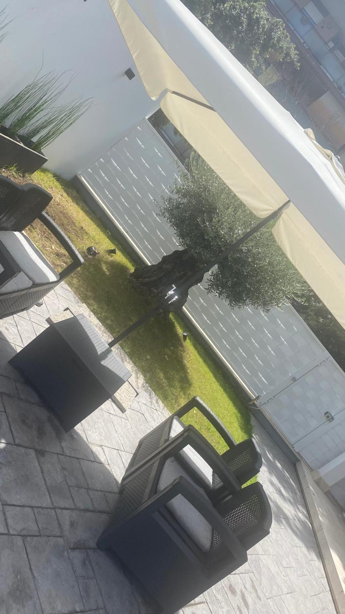 Grey House Guest House Luxury Latina Luaran gambar